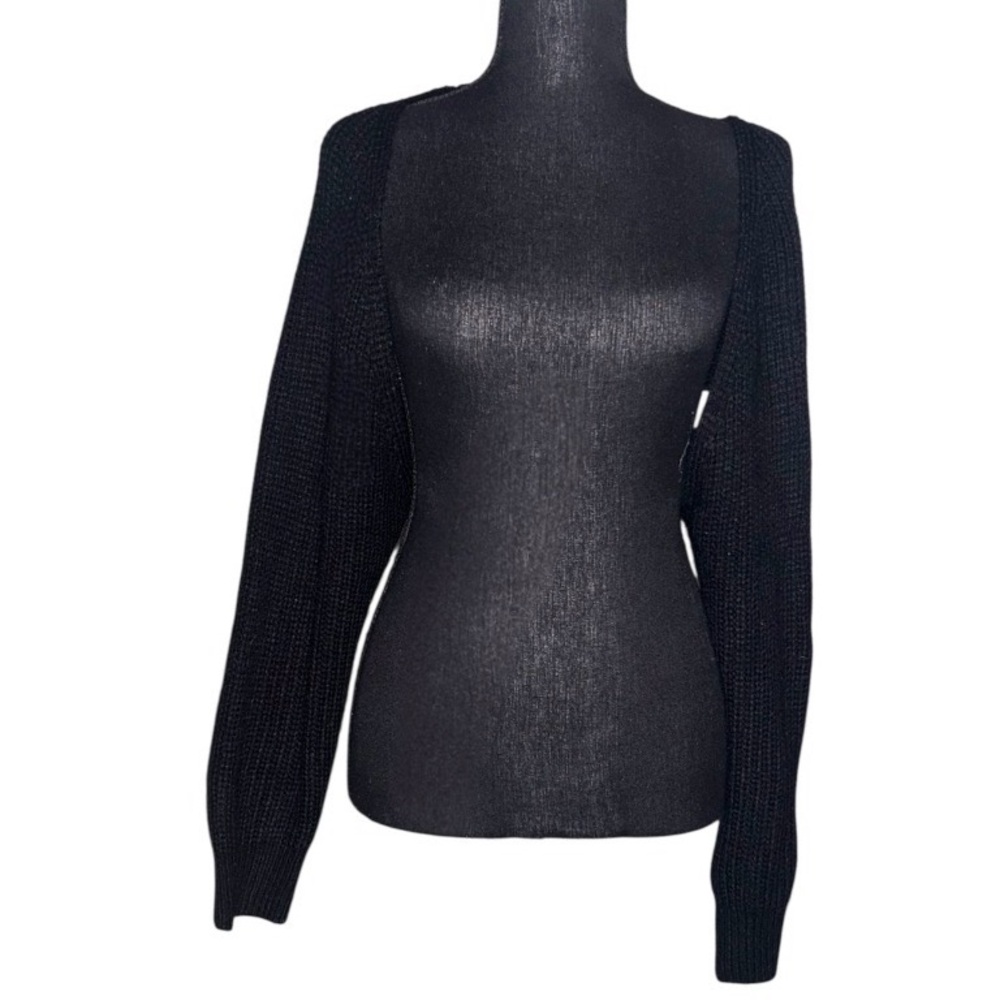 5/25$ ✨ Black xtra Crop Wool Shrugs